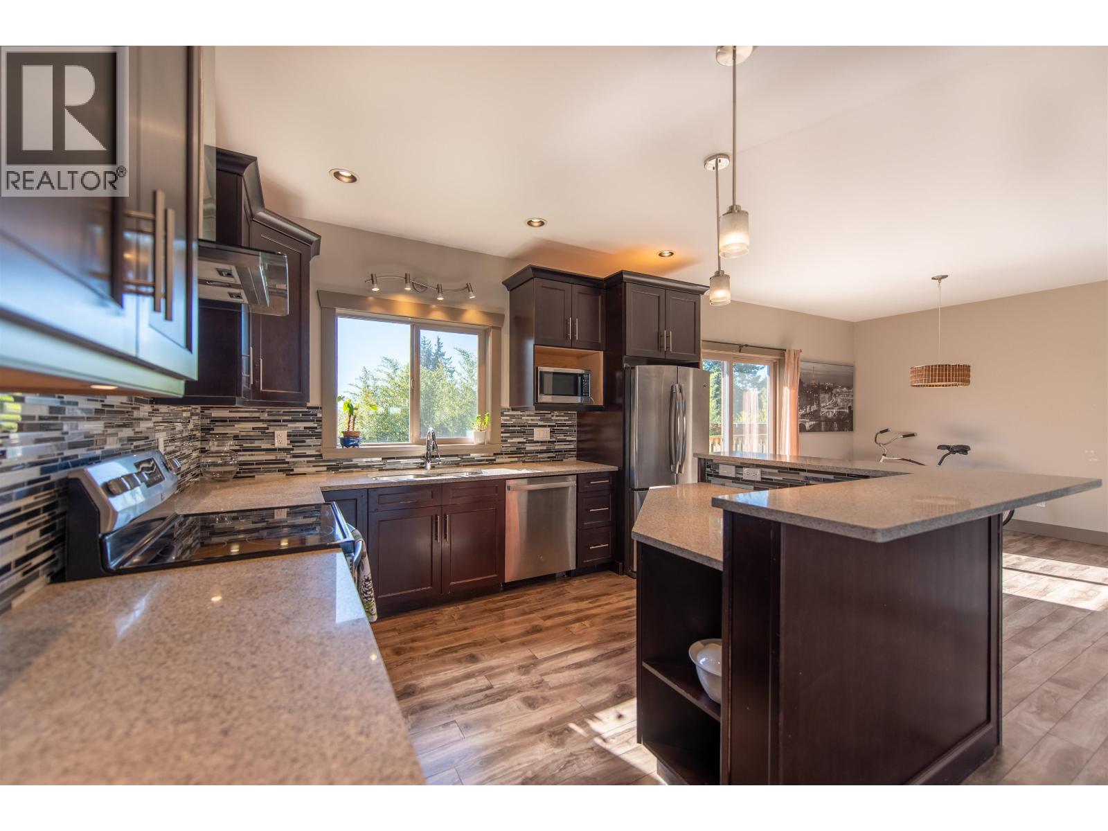 6391 Oracle Road, Sechelt, British Columbia  V7Z 0R8 - Photo 7 - R3088012