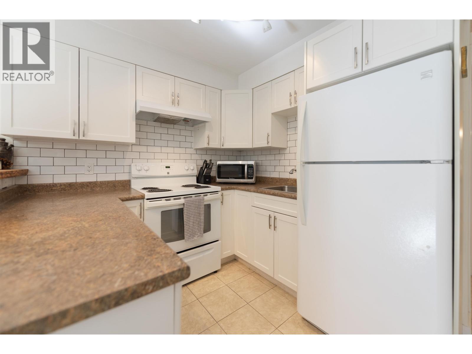 6391 Oracle Road, Sechelt, British Columbia  V7Z 0R8 - Photo 27 - R3088012