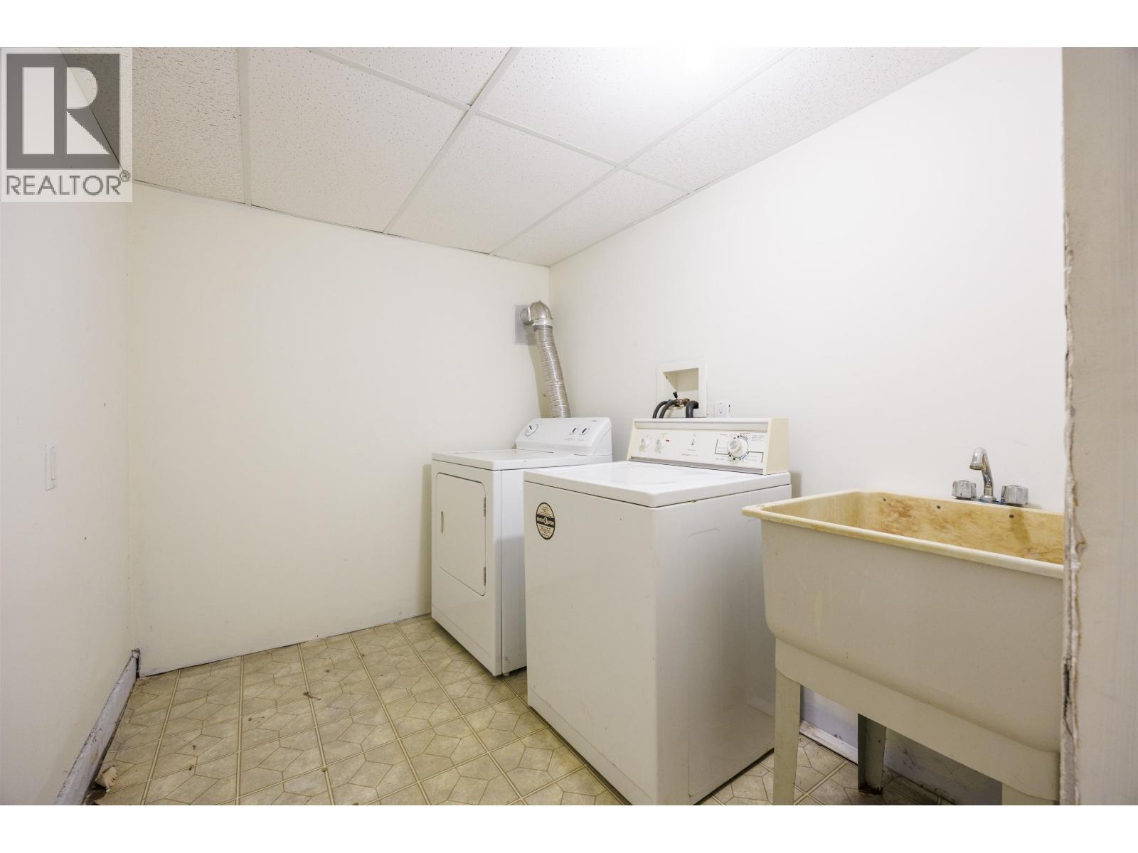 6524 Charles Street, Burnaby, British Columbia  V5B 2H1 - Photo 20 - R3086447