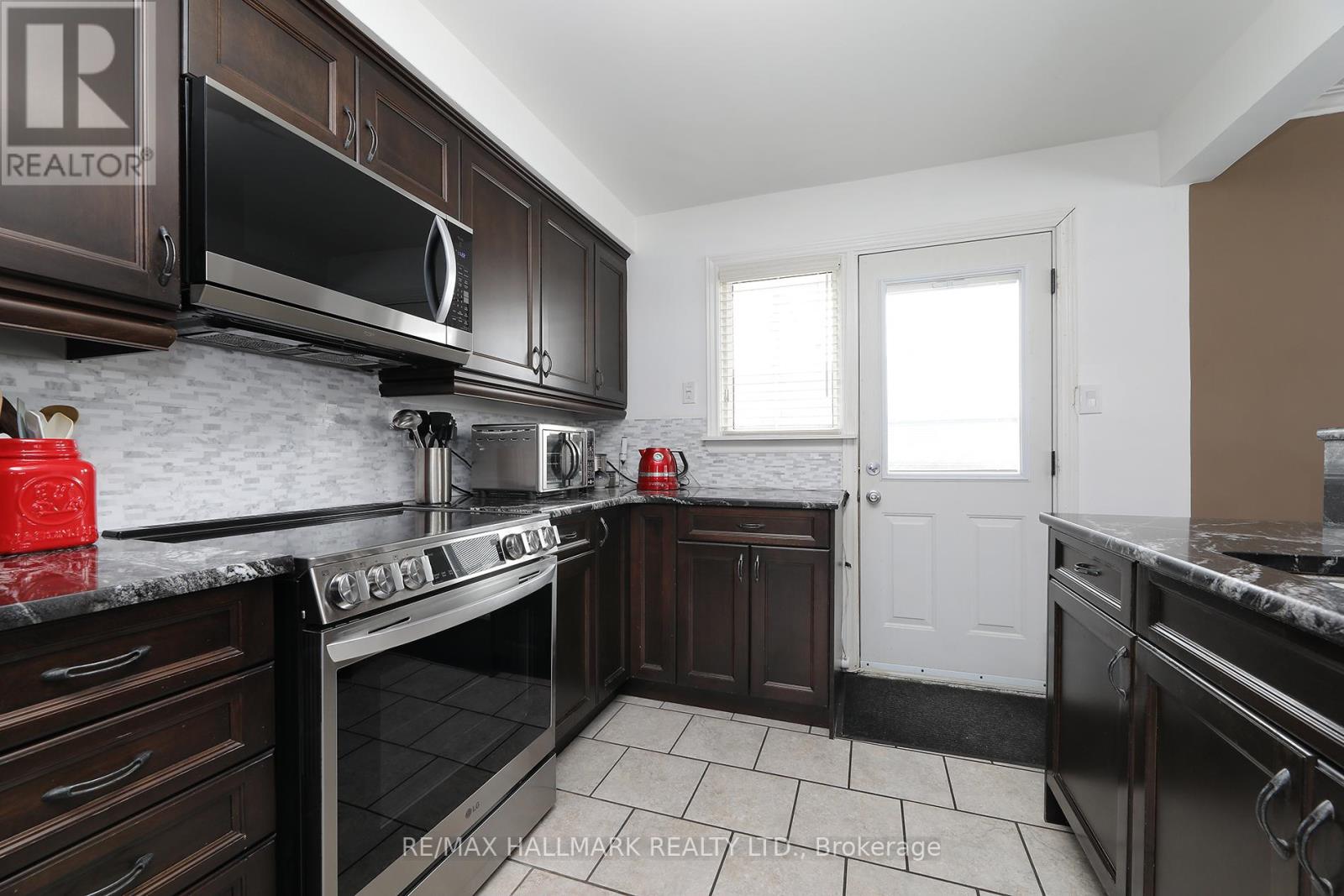 27 Slan Avenue, Toronto, Ontario  M1G 3B1 - Photo 10 - E12845970