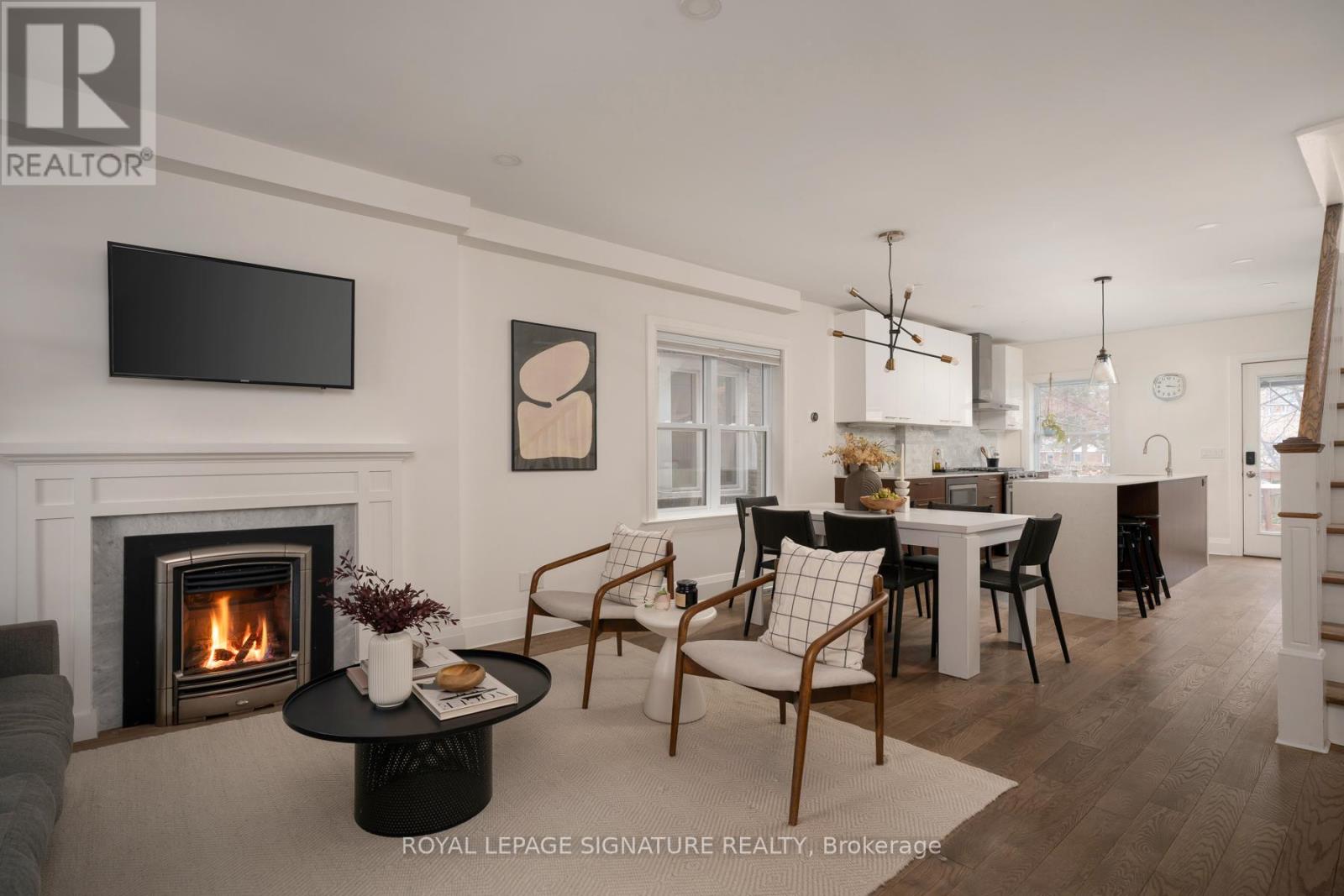 119 Alton Avenue, Toronto, Ontario  M4L 2M3 - Photo 11 - E12846024