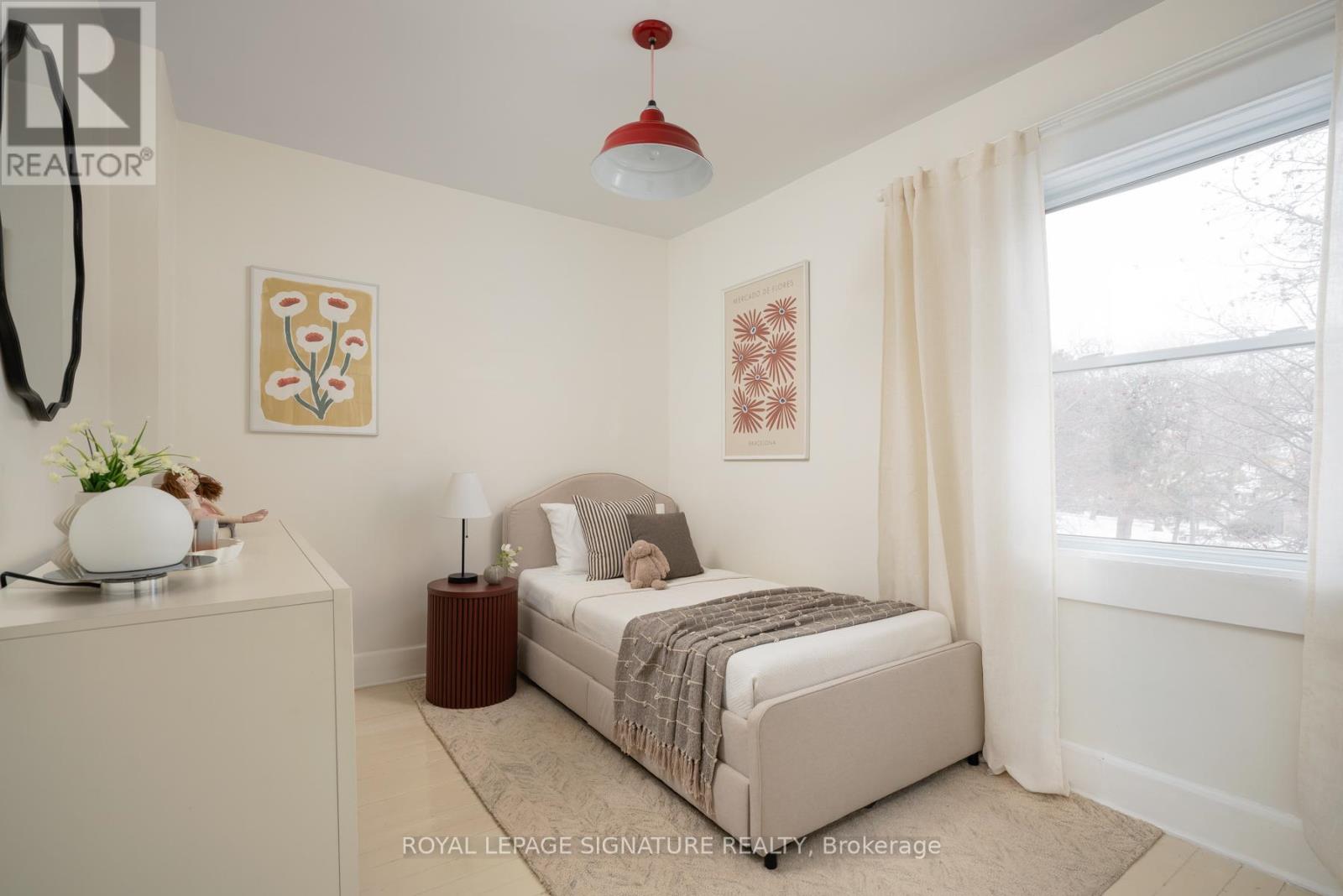 119 Alton Avenue, Toronto, Ontario  M4L 2M3 - Photo 21 - E12846024