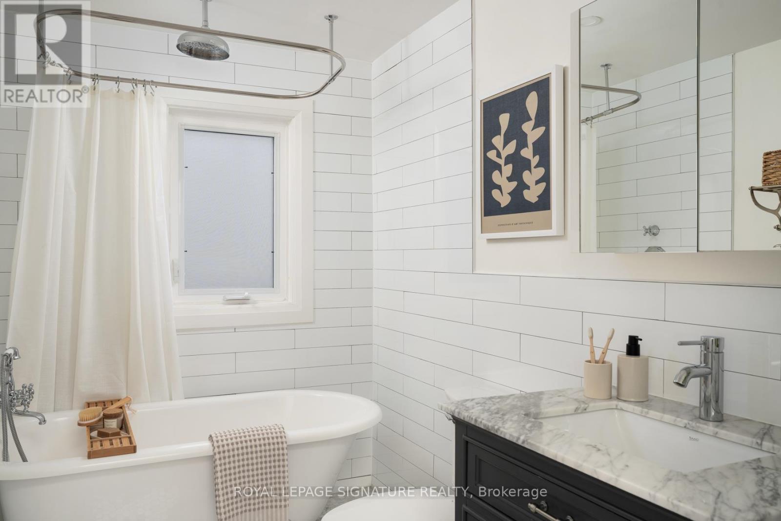 119 Alton Avenue, Toronto, Ontario  M4L 2M3 - Photo 25 - E12846024