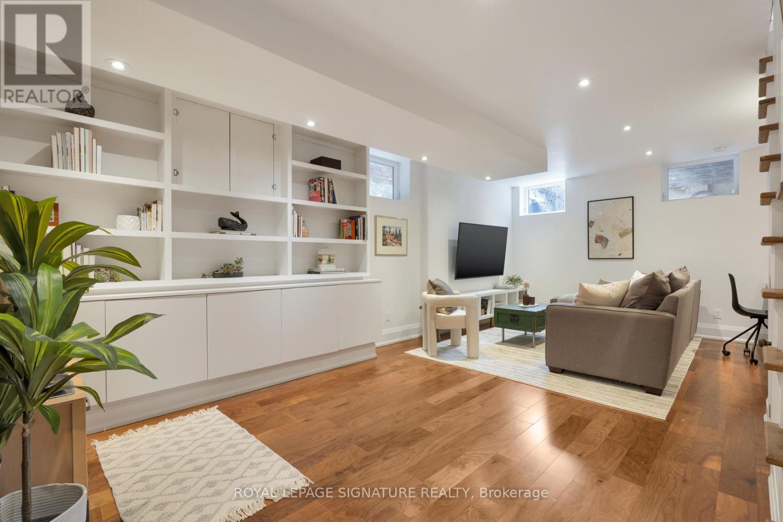 119 Alton Avenue, Toronto, Ontario  M4L 2M3 - Photo 32 - E12846024