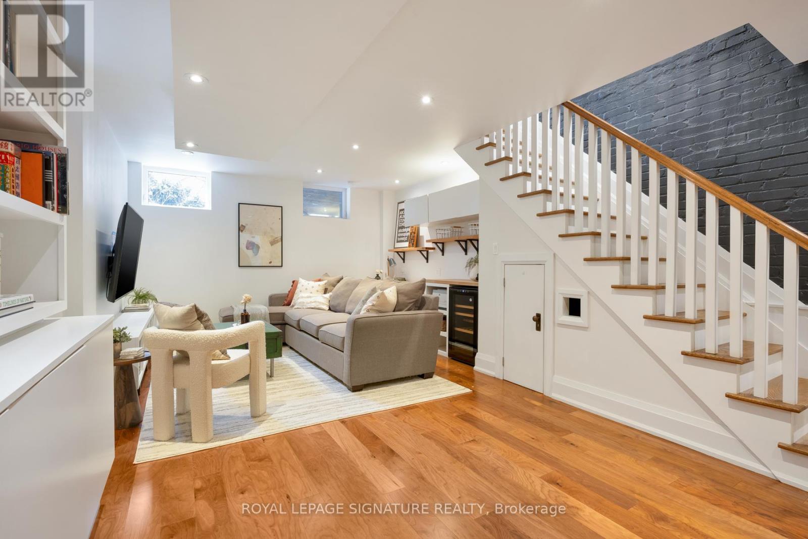 119 Alton Avenue, Toronto, Ontario  M4L 2M3 - Photo 33 - E12846024