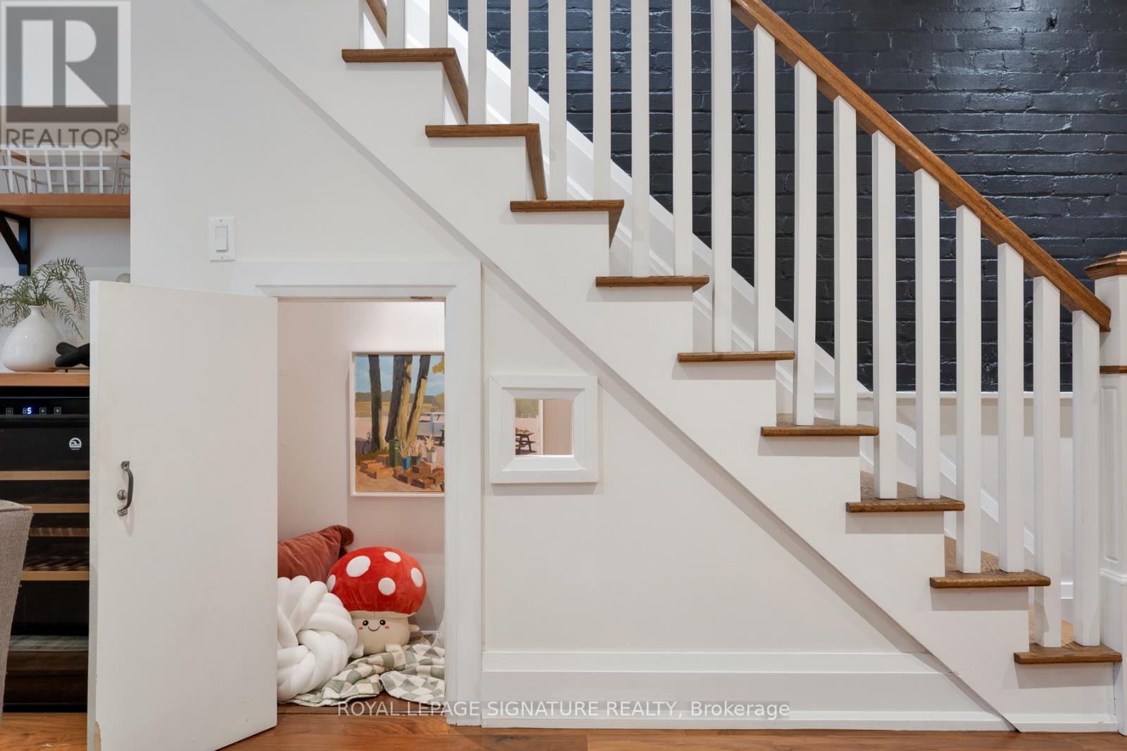 119 Alton Avenue, Toronto, Ontario  M4L 2M3 - Photo 34 - E12846024