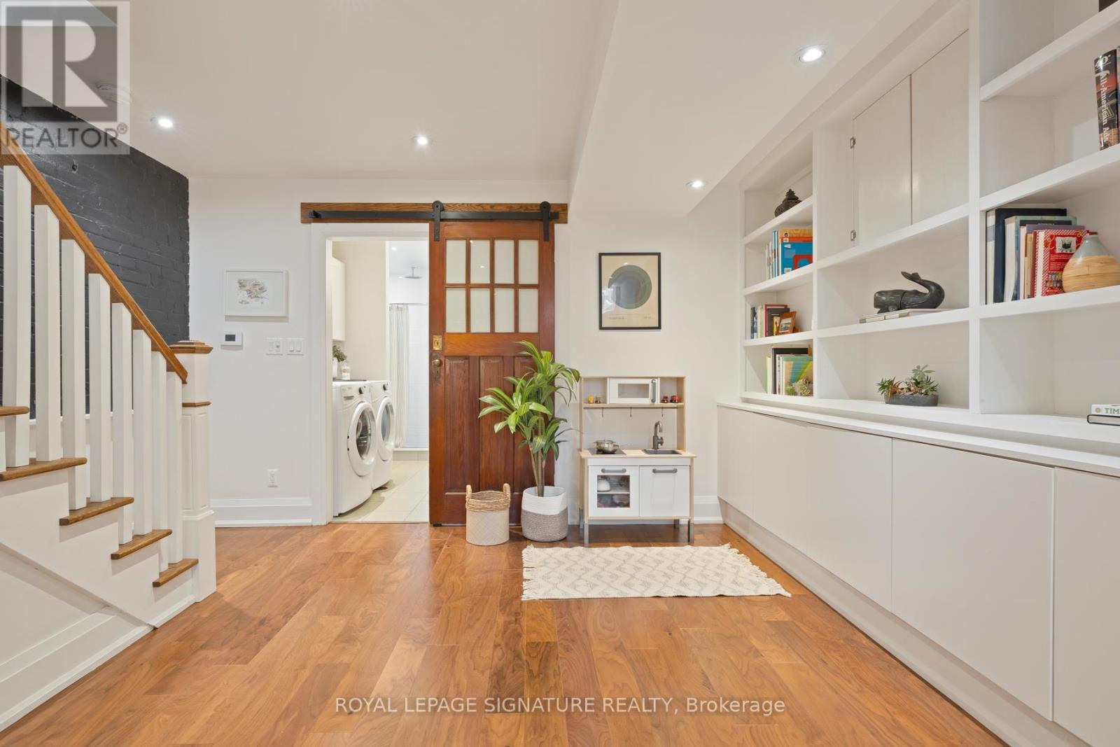 119 Alton Avenue, Toronto, Ontario  M4L 2M3 - Photo 38 - E12846024