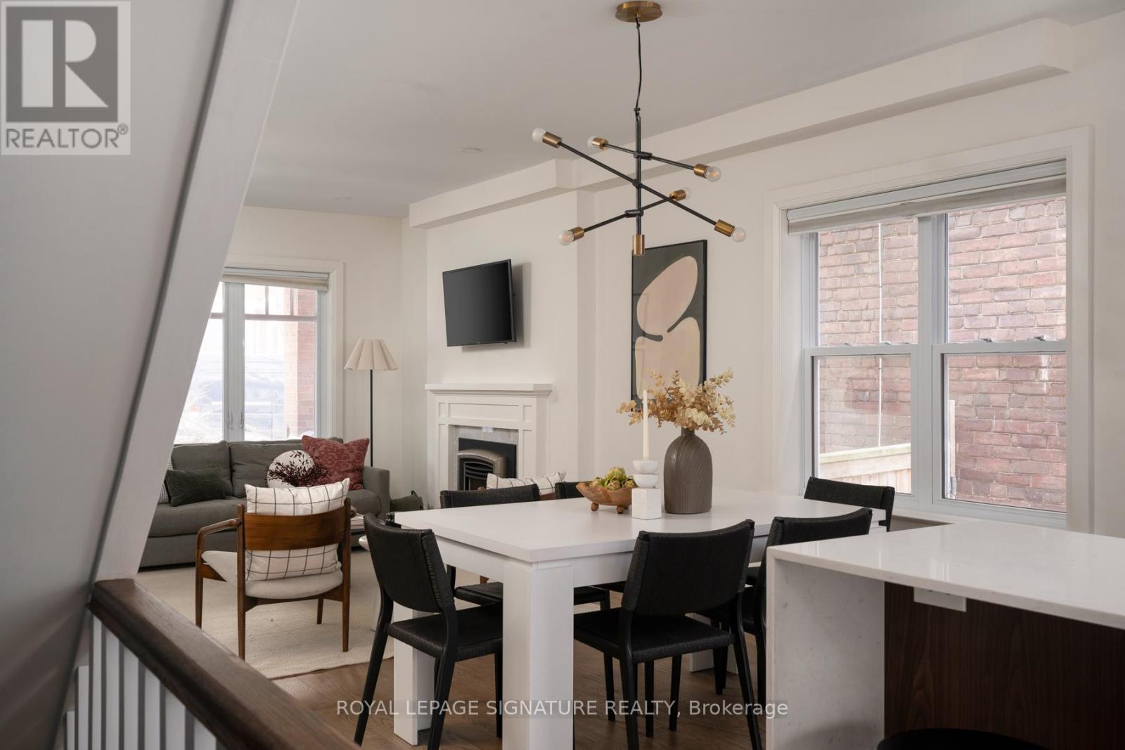 119 Alton Avenue, Toronto, Ontario  M4L 2M3 - Photo 7 - E12846024