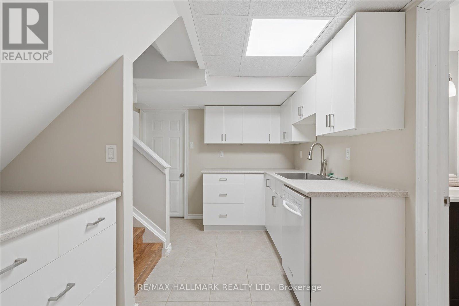 233 Fincham Avenue, Markham, Ontario  L3P 4E4 - Photo 37 - N12845982