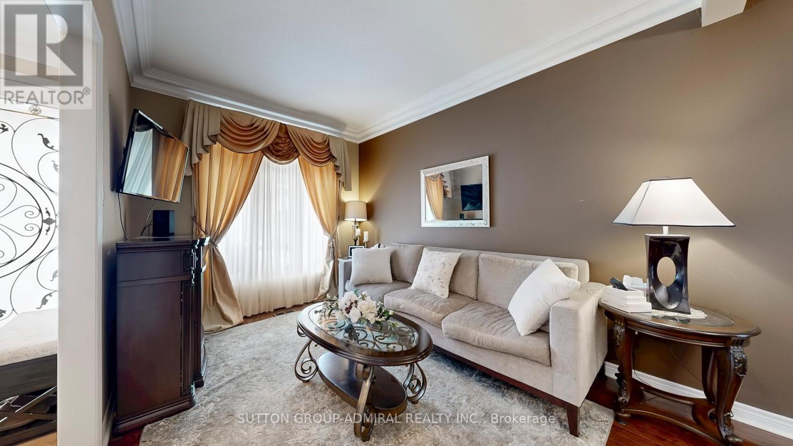 492 Kwapis Boulevard, Newmarket, Ontario  L3X 3K6 - Photo 4 - N12846002