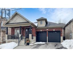 492 KWAPIS BOULEVARD, Newmarket, Ontario