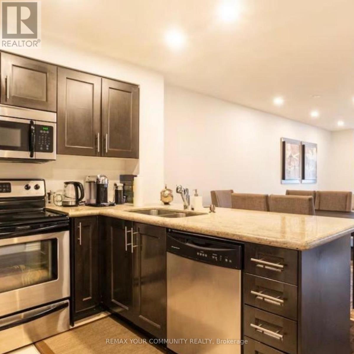 233 - 18 Harding Boulevard, Richmond Hill, Ontario  L4C 0T3 - Photo 6 - N12846018