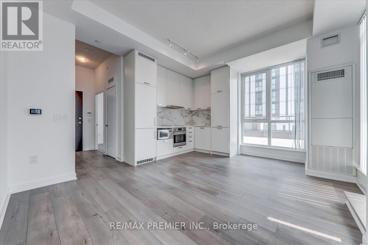 1202 - 10 Honeycrisp Street, Vaughan (Vaughan Corporate Centre), Ontario  L4K 5Z8 - Photo 16 - N12846074