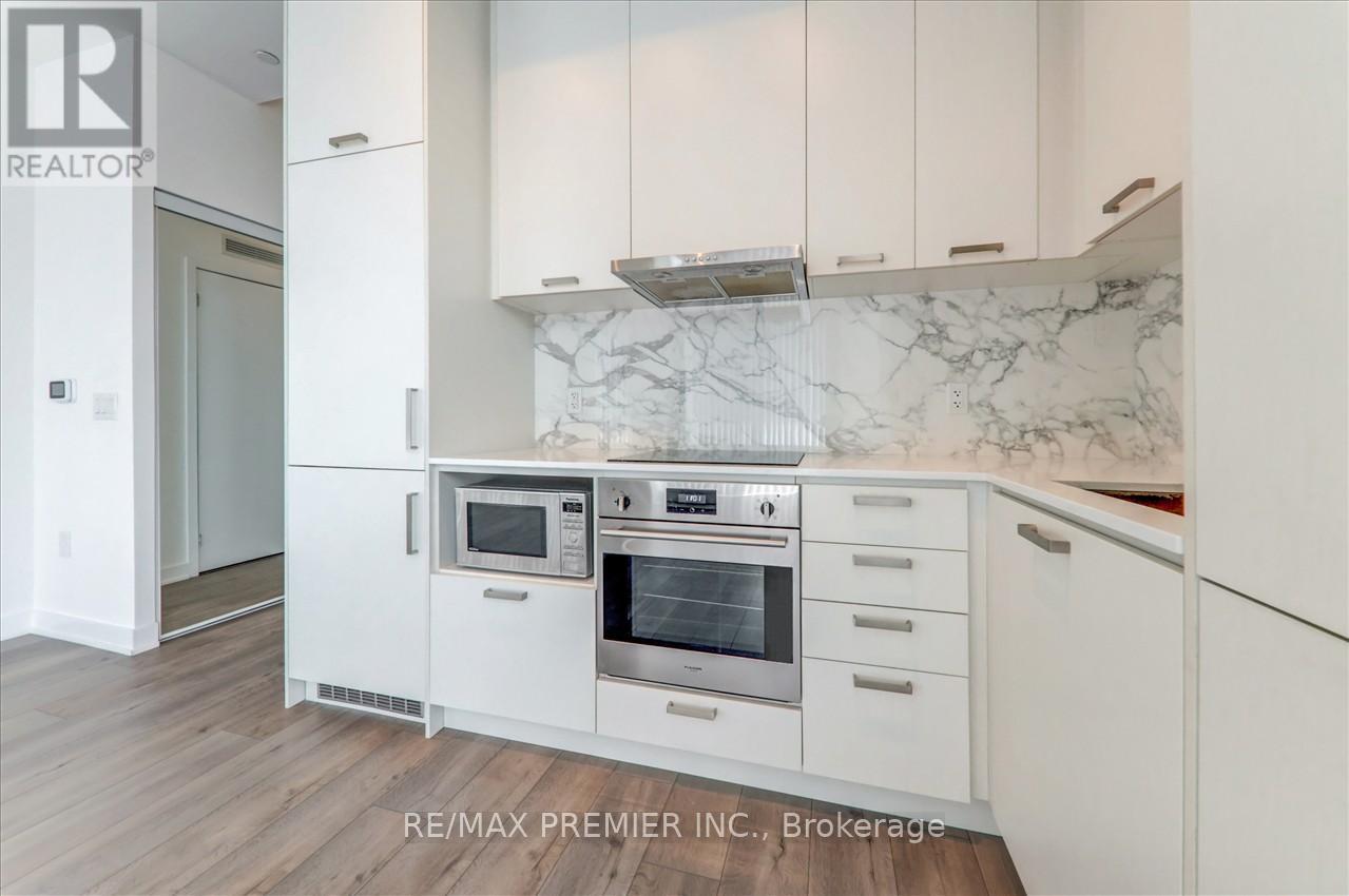 1202 - 10 Honeycrisp Street, Vaughan (Vaughan Corporate Centre), Ontario  L4K 5Z8 - Photo 19 - N12846074