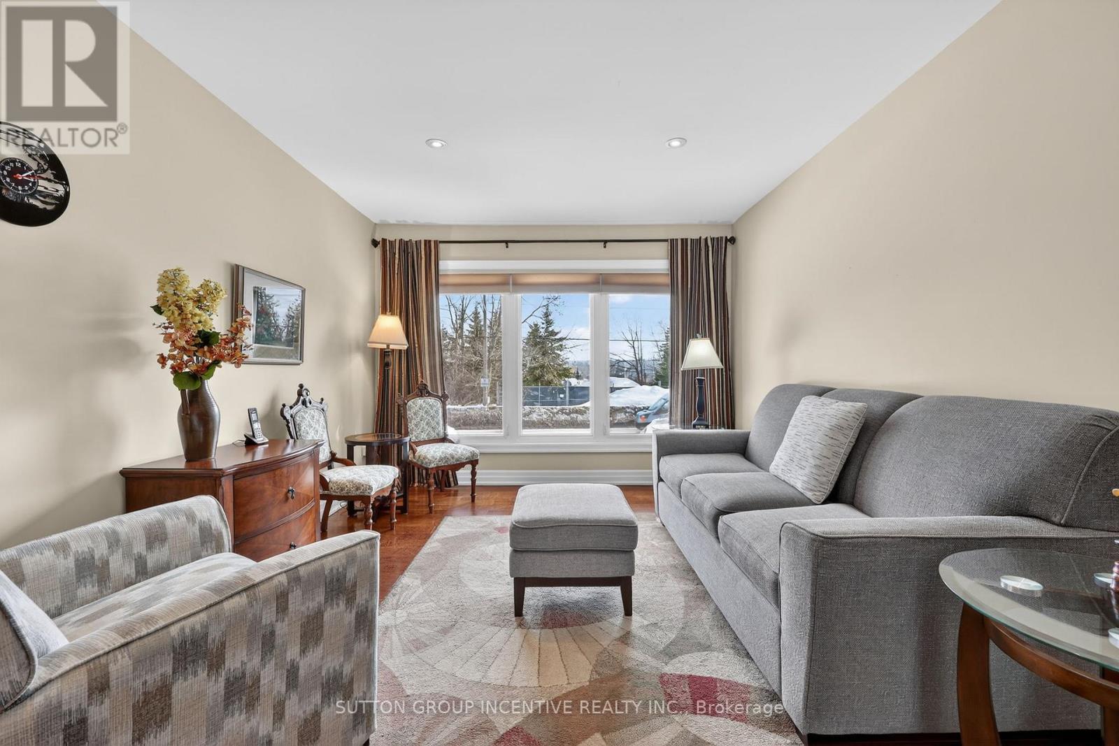 230 Edgehill Drive, Barrie (Letitia Heights), Ontario  L4N 7X1 - Photo 13 - S12846062