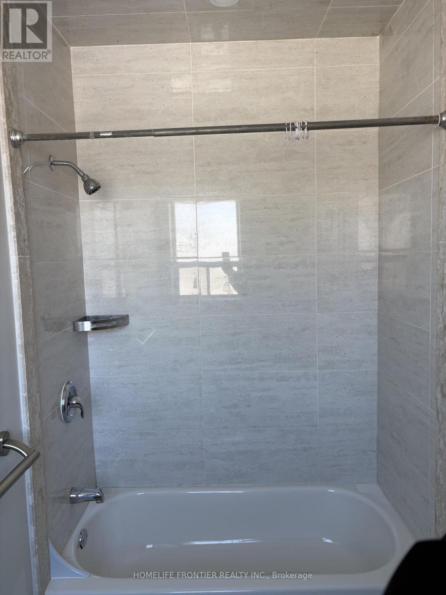 2nd Floor - 2914 Danforth Avenue, Toronto (East End-Danforth), Ontario  M4C 1M1 - Photo 9 - E12767894