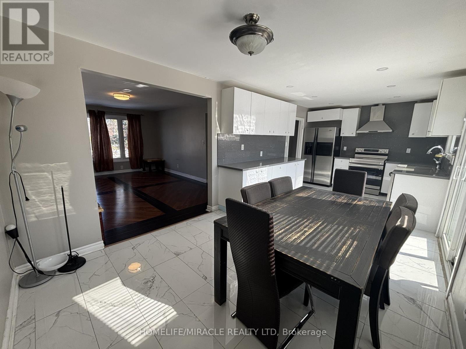 Main - 219 Mcmurchy Avenue, Brampton, Ontario  L6Y 1Z2 - Photo 17 - W12754276