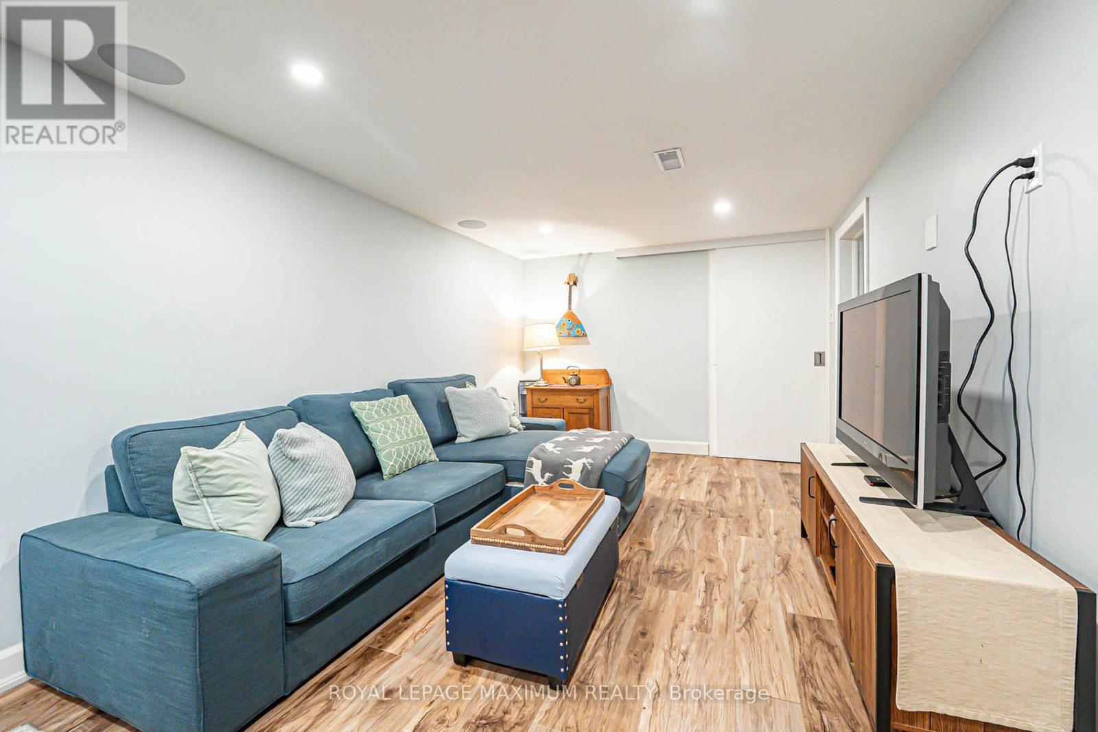 2113 Keele Street, Toronto, Ontario  M6M 3Z3 - Photo 27 - W12845296