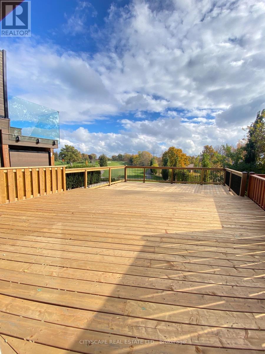 1484 Credit Woodlands Court, Mississauga, Ontario  L5C 3J5 - Photo 32 - W12845816