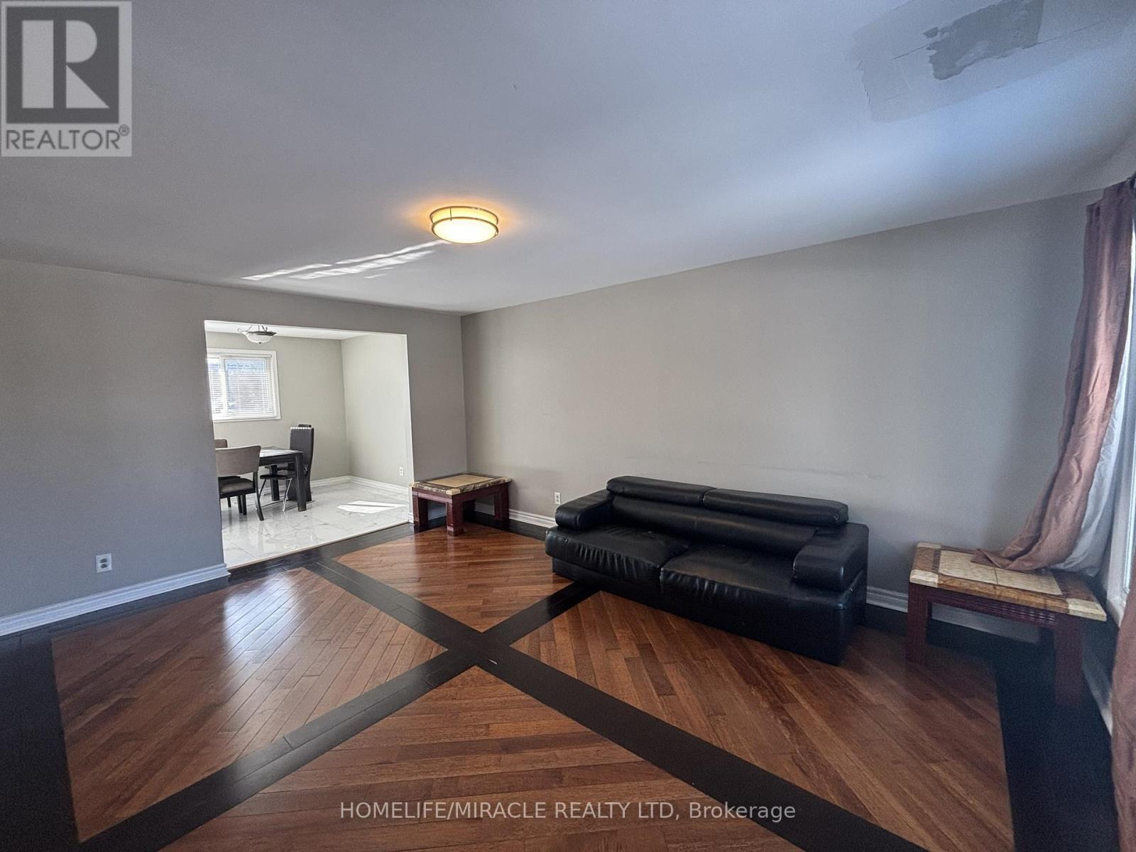 Main - 219 Mcmurchy Avenue, Brampton, Ontario  L6Y 1Z2 - Photo 9 - W12754276