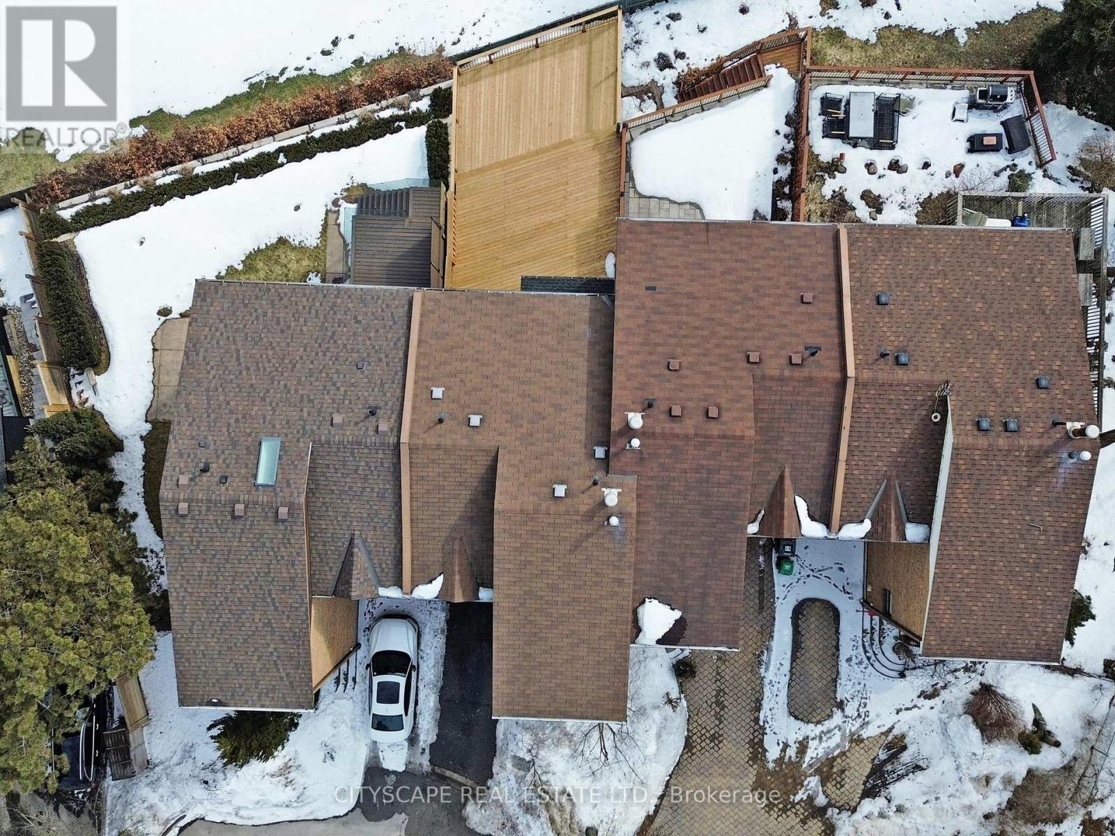 1484 Credit Woodlands Court, Mississauga, Ontario  L5C 3J5 - Photo 40 - W12845816