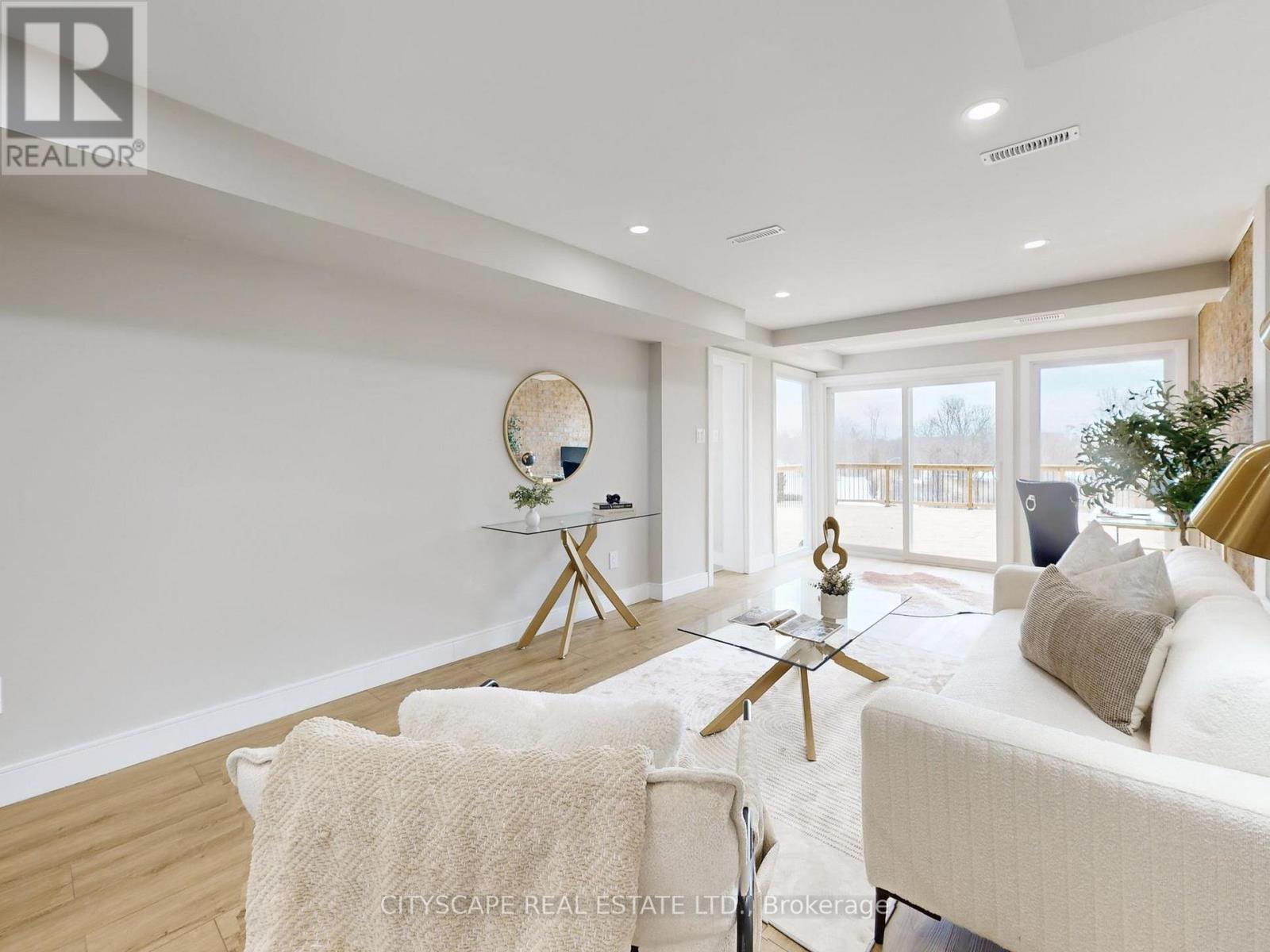 1484 Credit Woodlands Court, Mississauga, Ontario  L5C 3J5 - Photo 26 - W12845816