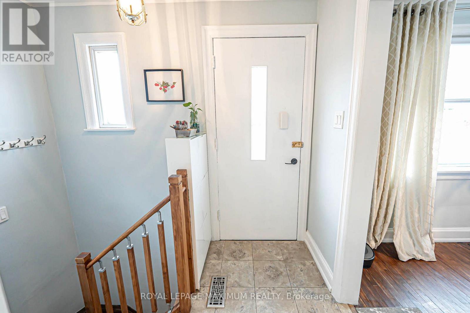 2113 Keele Street, Toronto, Ontario  M6M 3Z3 - Photo 3 - W12845296