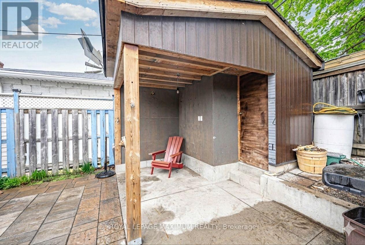 2113 Keele Street, Toronto, Ontario  M6M 3Z3 - Photo 37 - W12845296