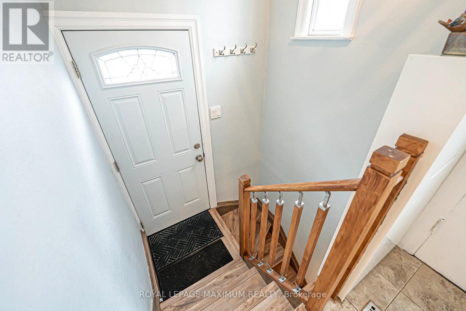 2113 Keele Street, Toronto, Ontario  M6M 3Z3 - Photo 22 - W12845296