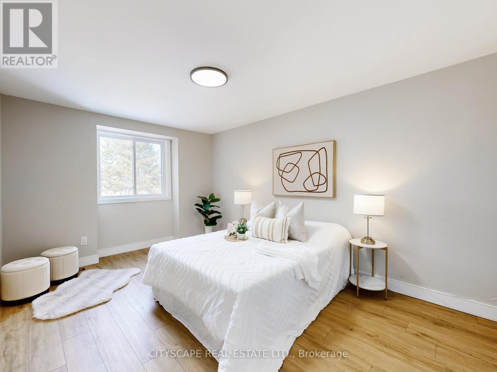 1484 Credit Woodlands Court, Mississauga, Ontario  L5C 3J5 - Photo 21 - W12845816