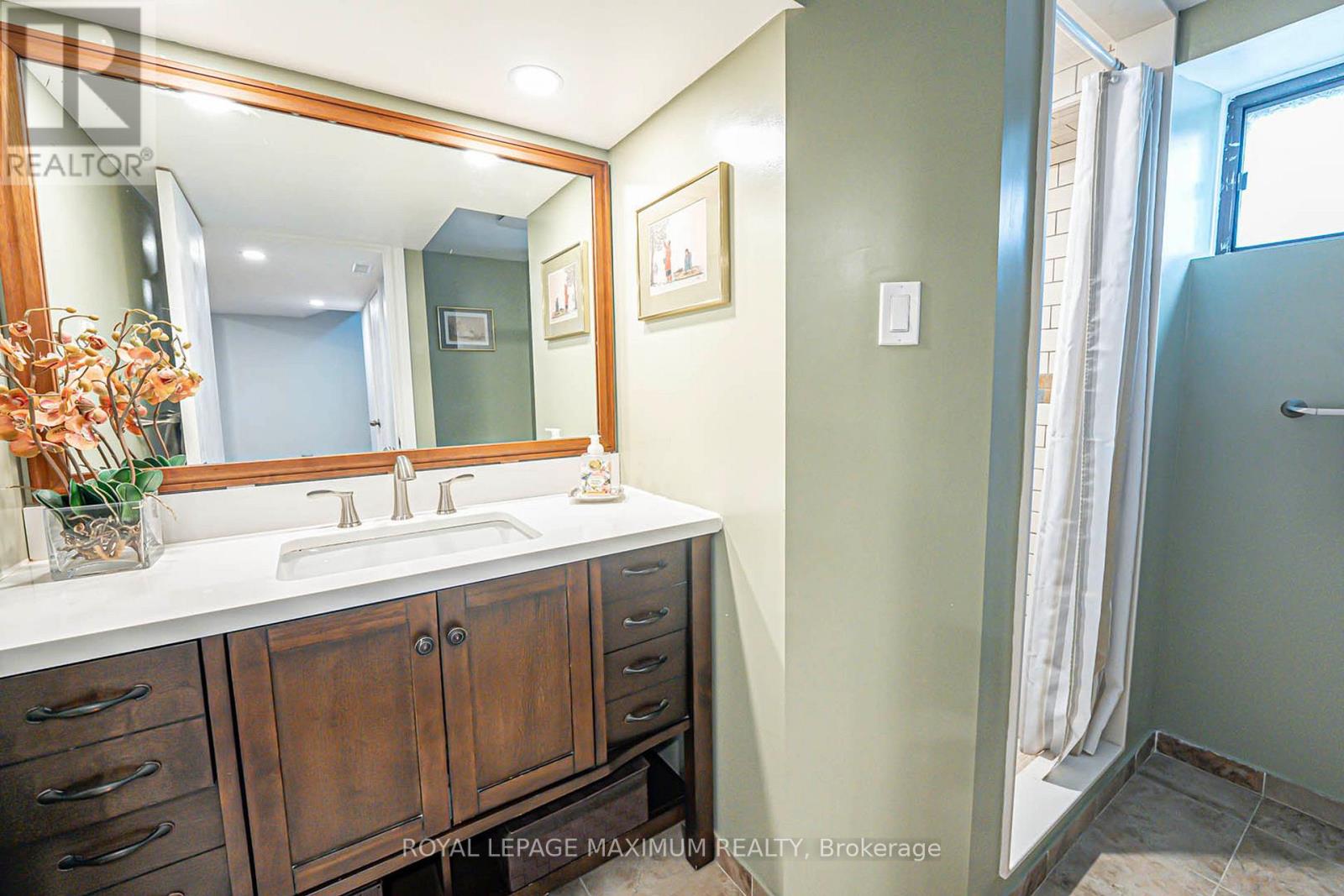 2113 Keele Street, Toronto, Ontario  M6M 3Z3 - Photo 31 - W12845296