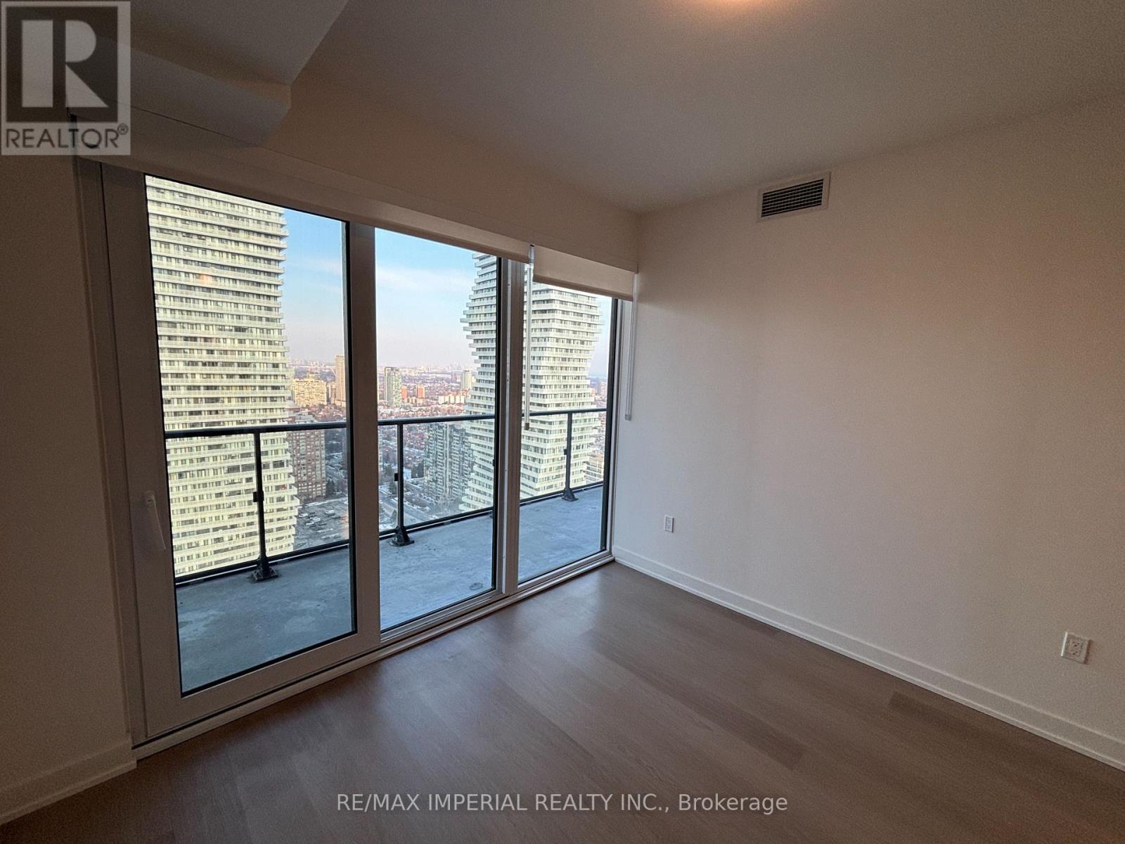 3406 - 448 Burnhamthorpe Road W, Mississauga, Ontario  L5B 4M6 - Photo 14 - W12845916