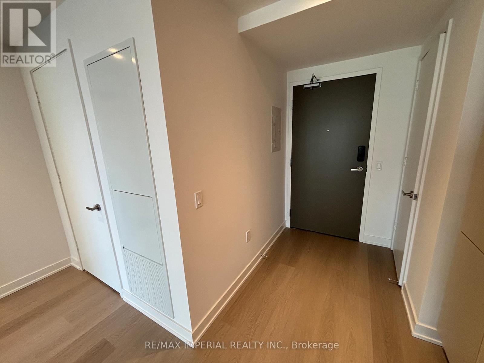 3406 - 448 Burnhamthorpe Road W, Mississauga, Ontario  L5B 4M6 - Photo 6 - W12845916