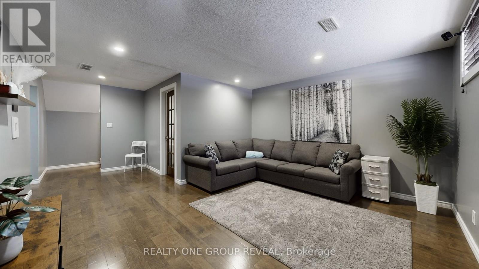 5 Jenson Court, Toronto, Ontario  M9W 4P3 - Photo 30 - W12845924