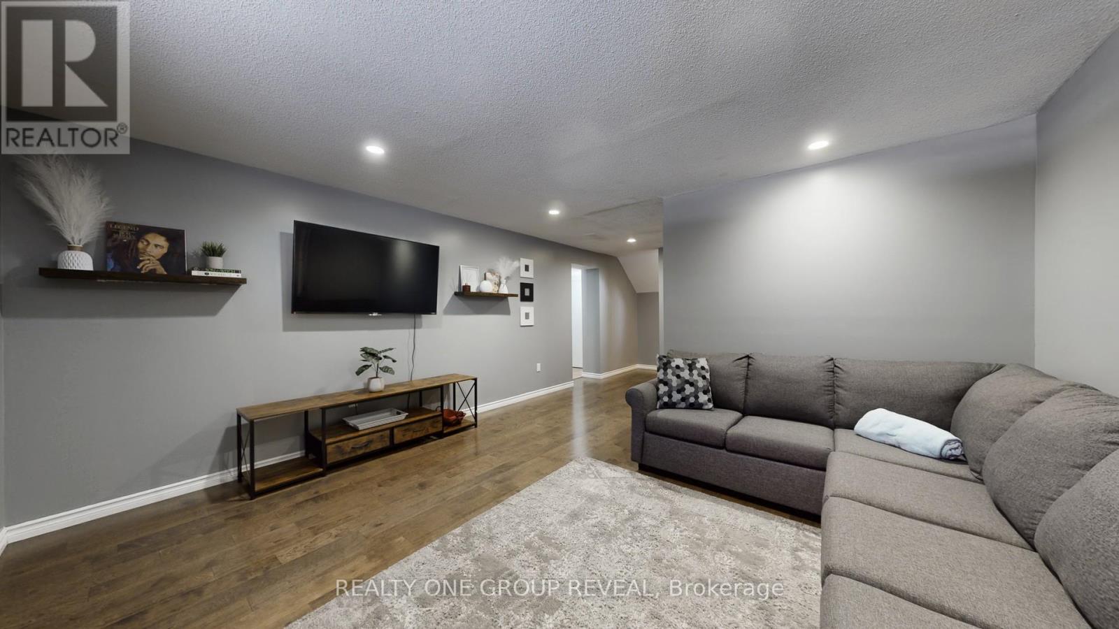 5 Jenson Court, Toronto, Ontario  M9W 4P3 - Photo 31 - W12845924