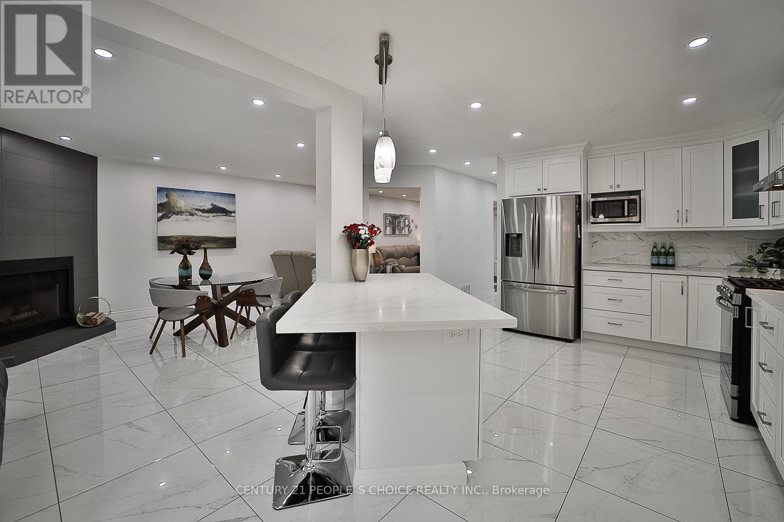 3596 Nutcracker Drive, Mississauga, Ontario  L5N 6G1 - Photo 7 - W12845998