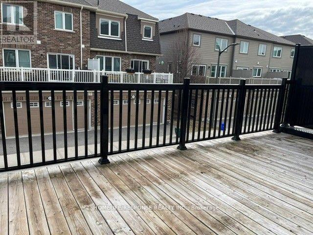 360 Timberland Gate, Oakville, Ontario  L6M 0Y9 - Photo 2 - W12846014