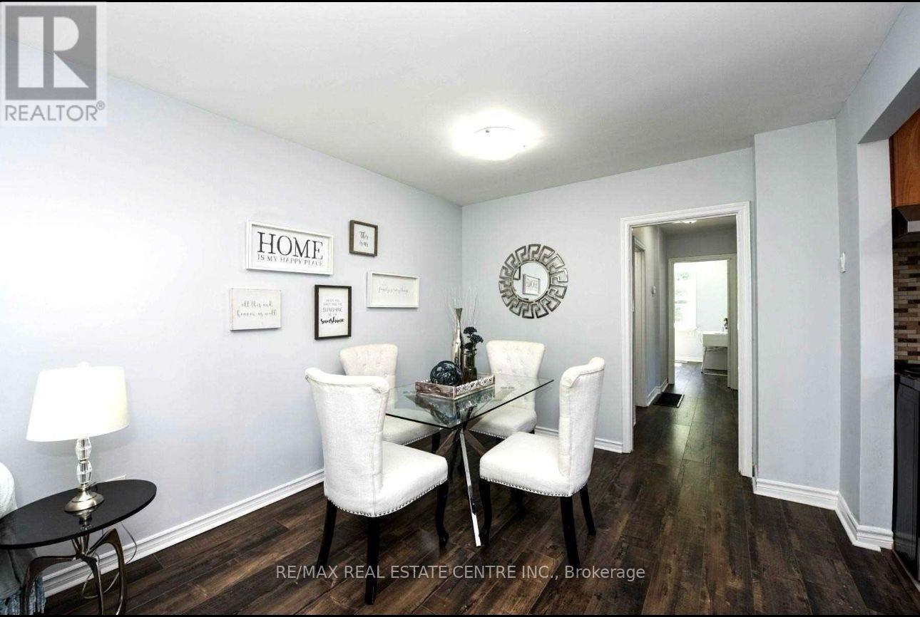 47 Corby Cres - Main Crescent, Brampton, Ontario  L6Y 1H3 - Photo 3 - W12846066