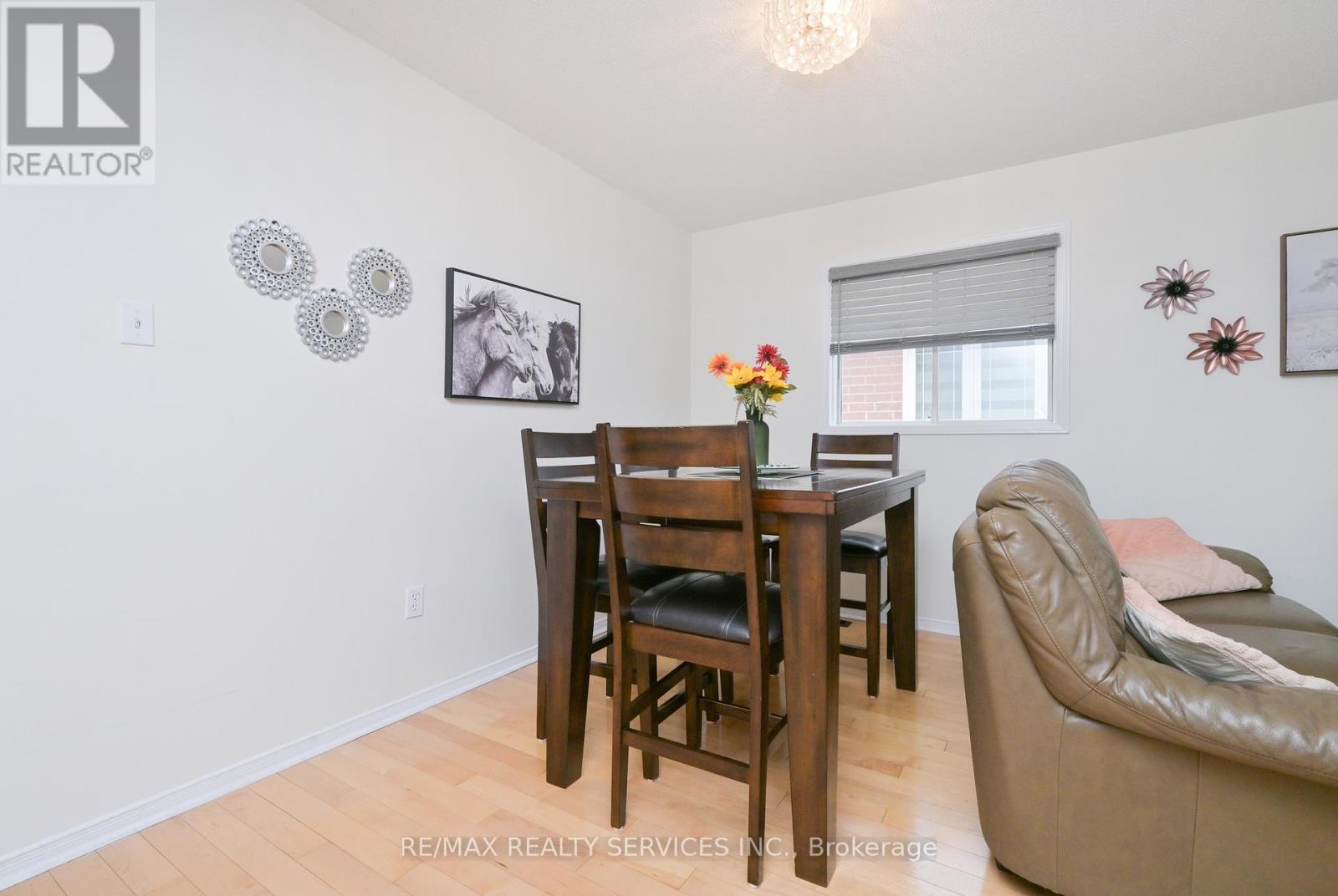 83 Summerfield Crescent, Brampton, Ontario  L6X 4L2 - Photo 10 - W12846070