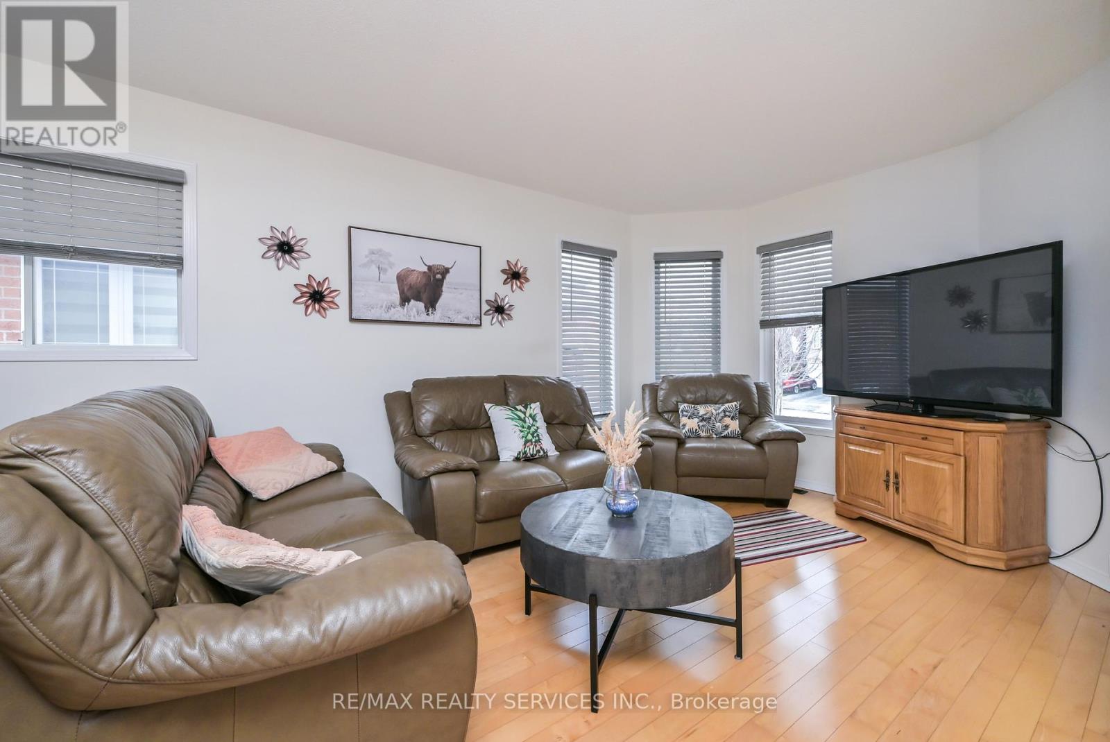 83 Summerfield Crescent, Brampton, Ontario  L6X 4L2 - Photo 11 - W12846070