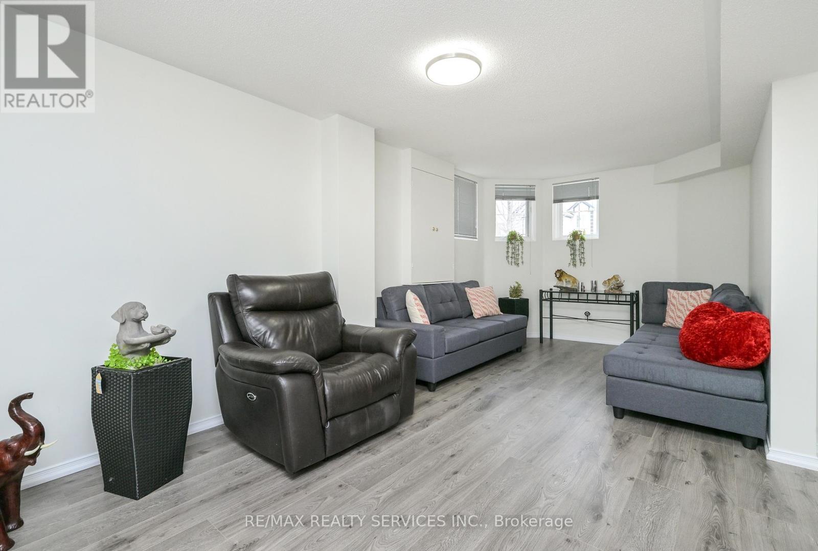 83 Summerfield Crescent, Brampton, Ontario  L6X 4L2 - Photo 19 - W12846070