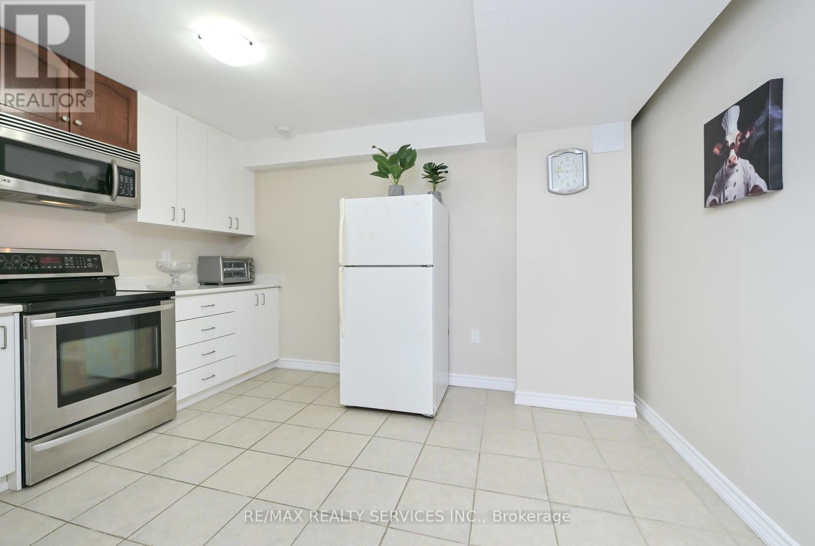 83 Summerfield Crescent, Brampton, Ontario  L6X 4L2 - Photo 23 - W12846070