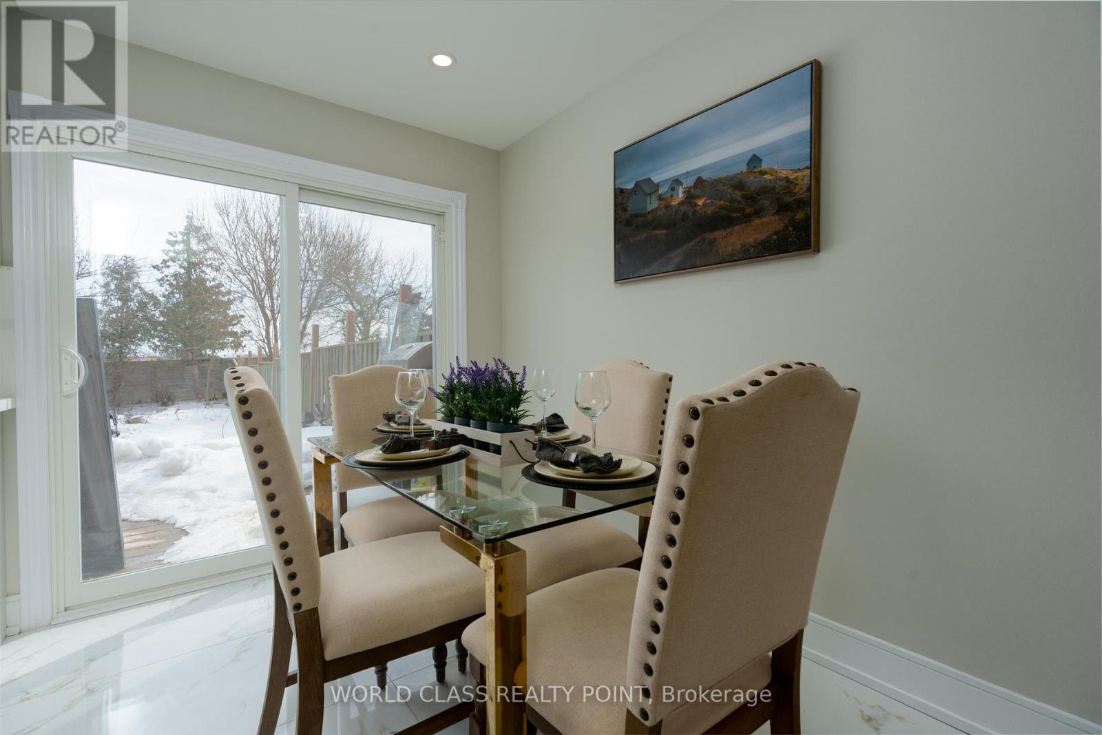 4272 Sawmill Valley Drive, Mississauga, Ontario  L5L 3M9 - Photo 10 - W12846072