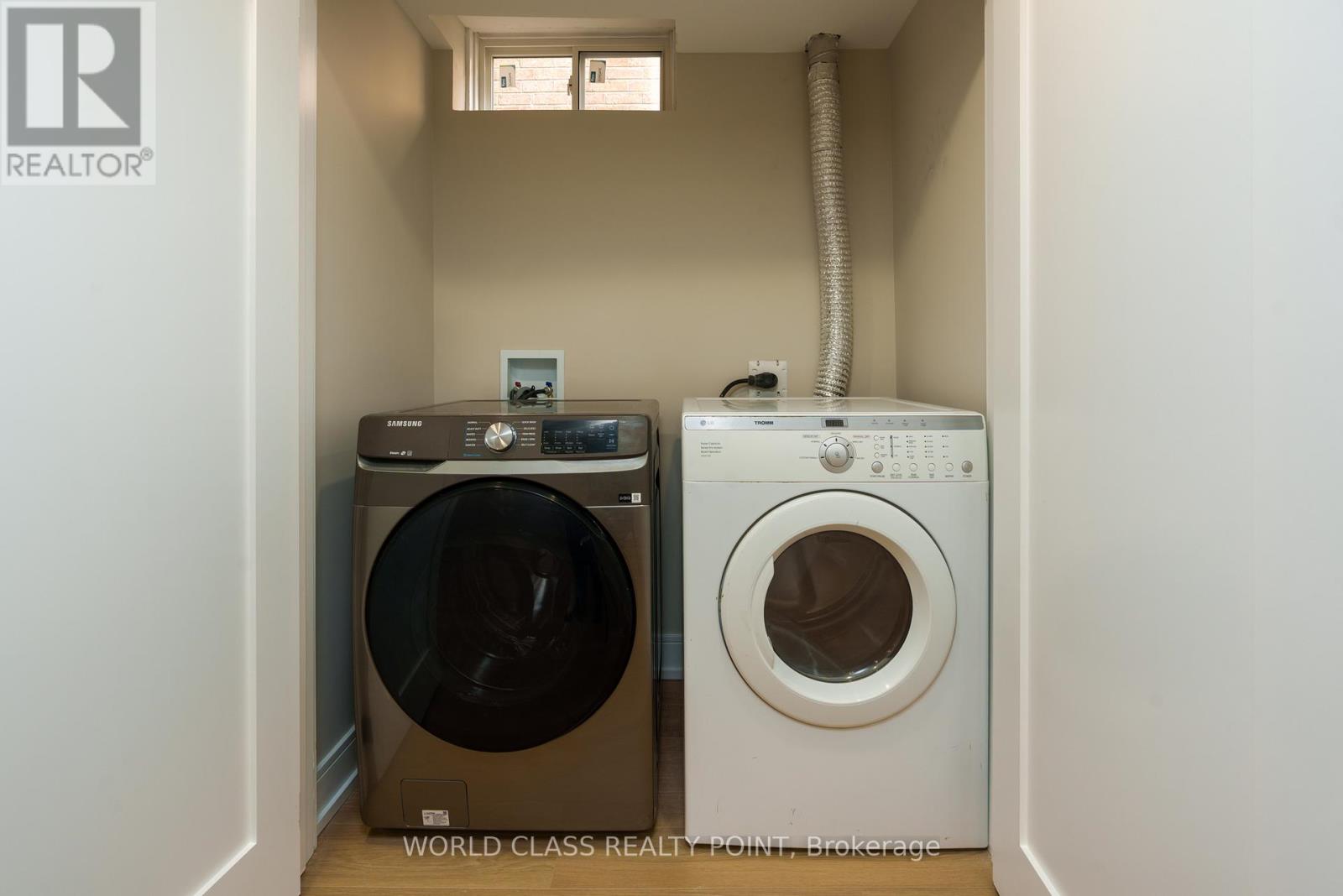 4272 Sawmill Valley Drive, Mississauga, Ontario  L5L 3M9 - Photo 22 - W12846072