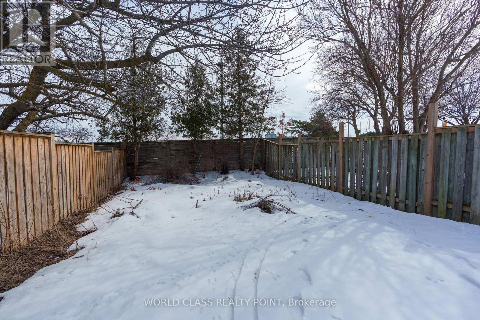 4272 Sawmill Valley Drive, Mississauga, Ontario  L5L 3M9 - Photo 25 - W12846072