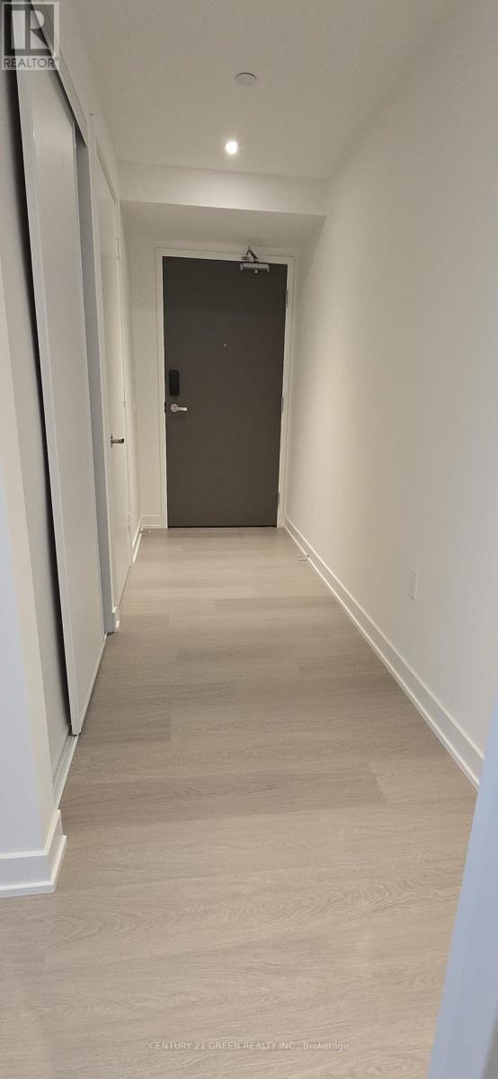 1601 - 448 Burnhamthorpe Road W, Mississauga, Ontario  L5B 4M6 - Photo 1 - W12846078