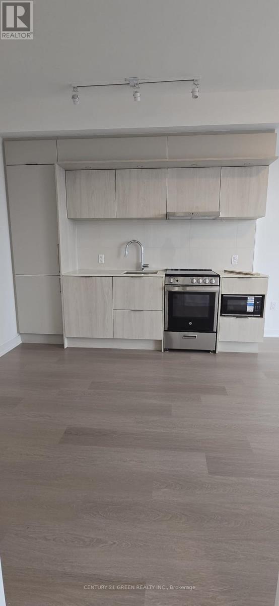 1601 - 448 Burnhamthorpe Road W, Mississauga, Ontario  L5B 4M6 - Photo 2 - W12846078