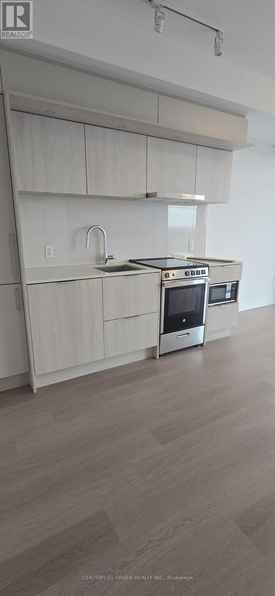 1601 - 448 Burnhamthorpe Road W, Mississauga, Ontario  L5B 4M6 - Photo 3 - W12846078