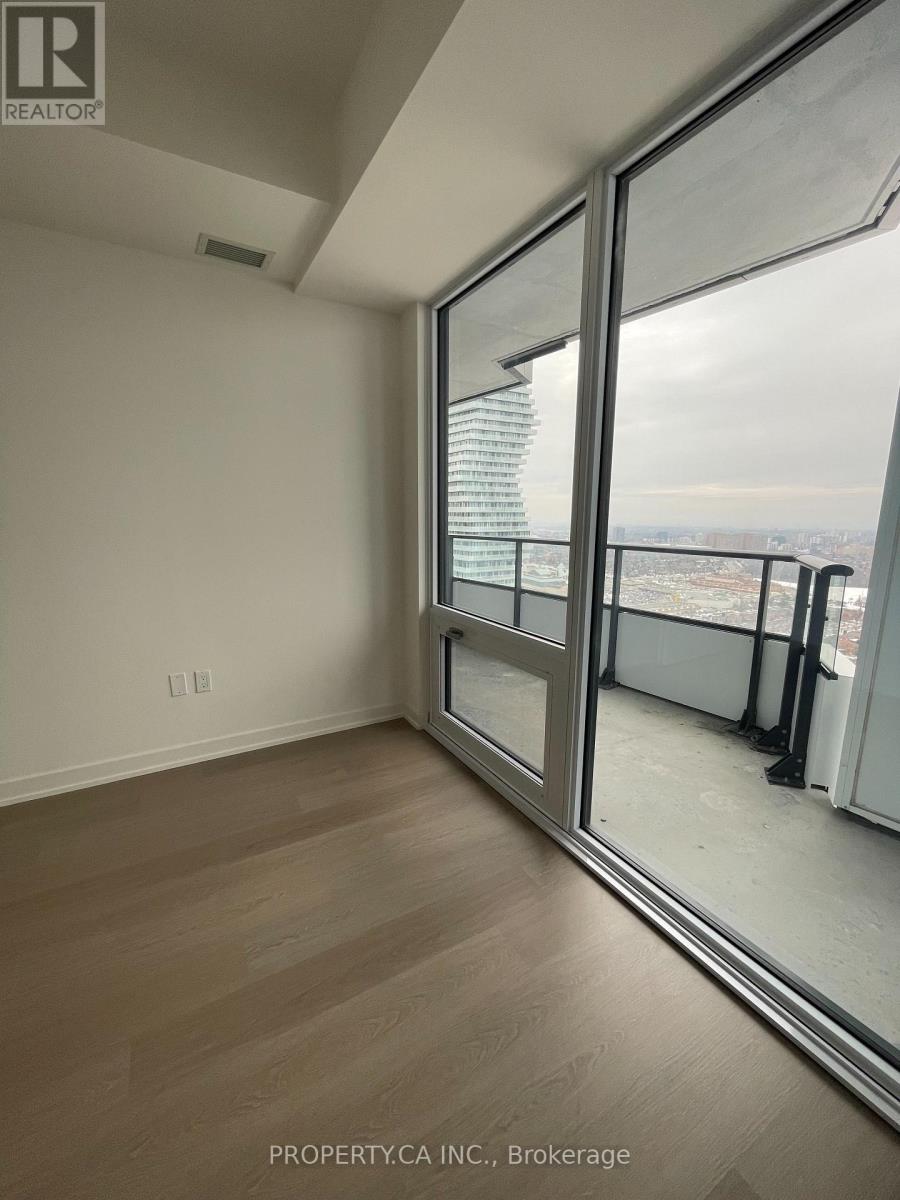 3010 - 448 Burnhamthorpe Road W, Mississauga, Ontario  L5B 0R4 - Photo 17 - W12846084