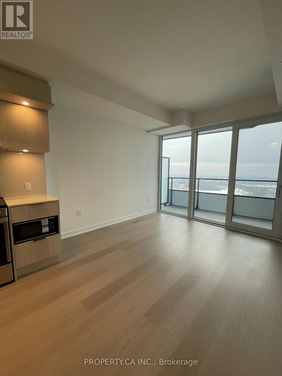 3010 - 448 Burnhamthorpe Road W, Mississauga, Ontario  L5B 0R4 - Photo 4 - W12846084